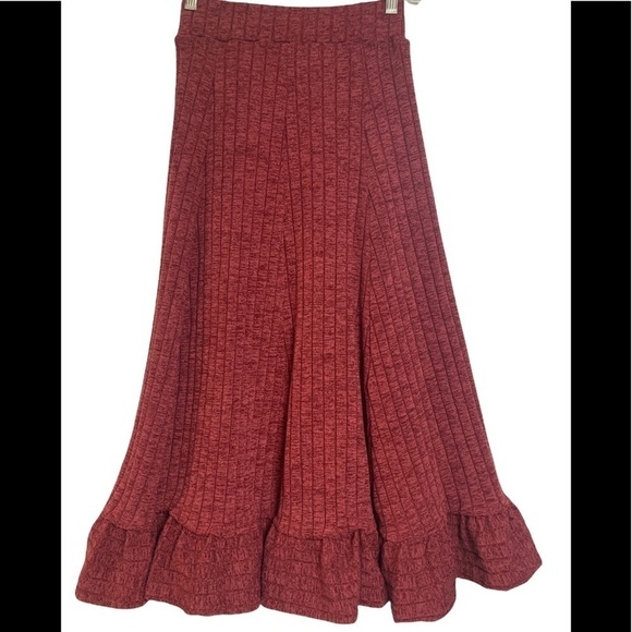 - NWT Burgundy Heather Anthropologie Pauline Ruffled Knit MIDI Skirt Maroon - Picture 7 of 12